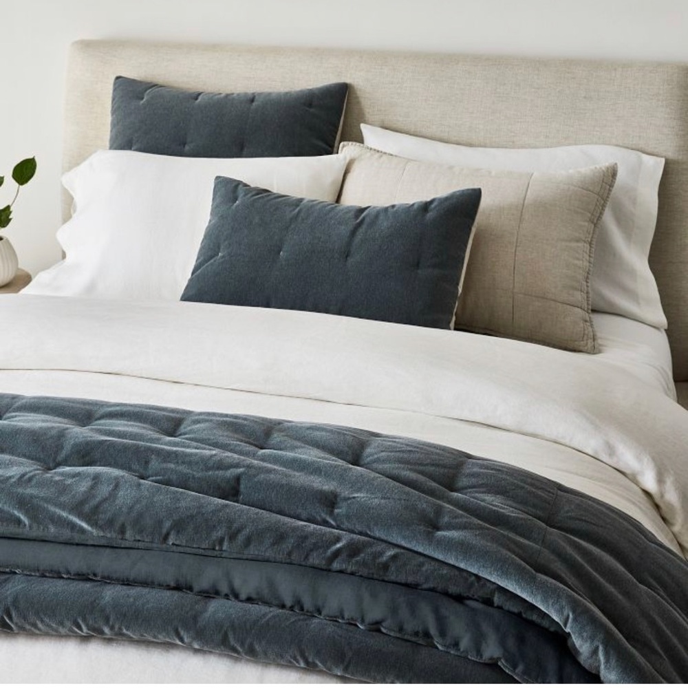 Set of 2 NEW West Elm King Size classic cotton velvet tack stitch Pillow Shams - Picture 8 of 8